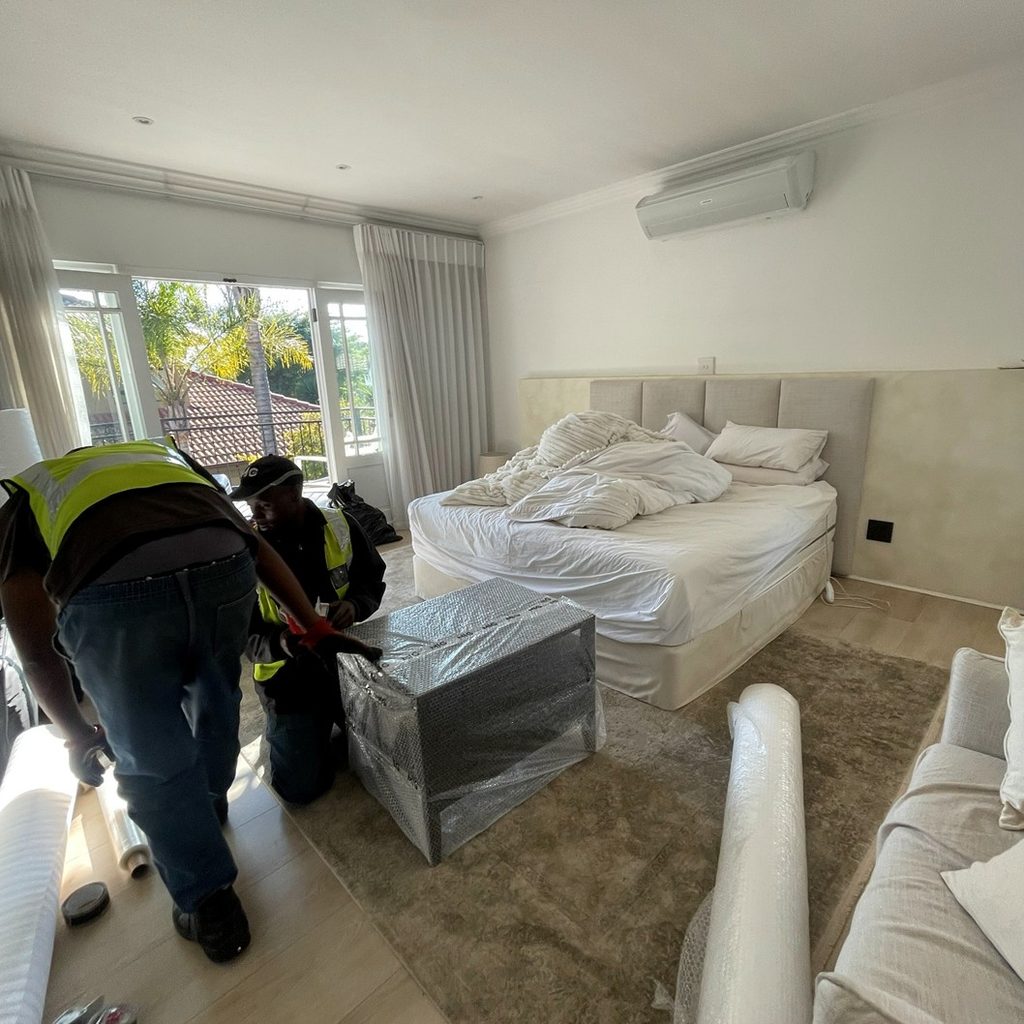 HOUSEHOLD MOVE: JHB LOCAL